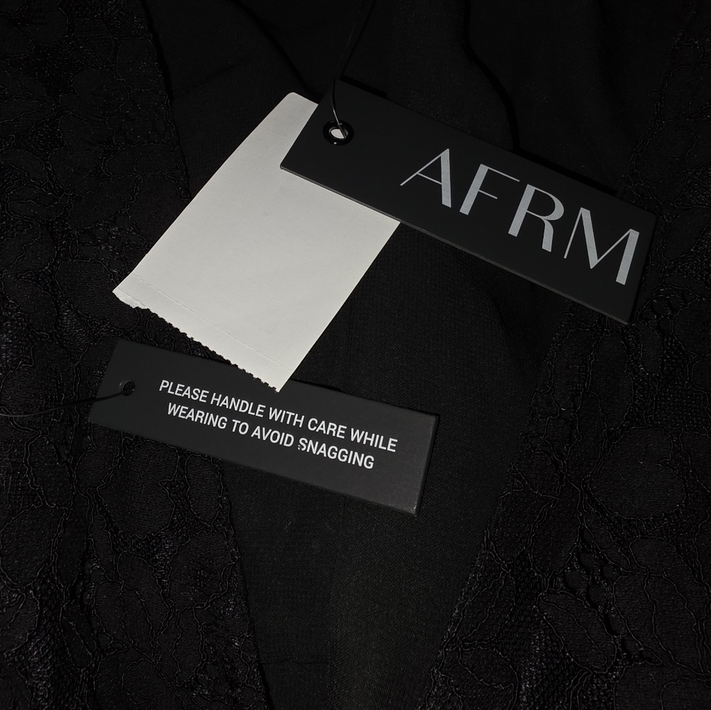 New With Tags AFRM WAYLA LACE TOP - Picture 4 of 8